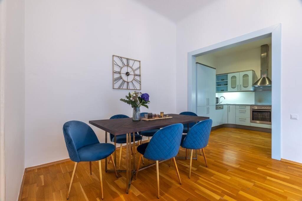 Charming 2Bedroom Old Town Apartment Praga Esterno foto