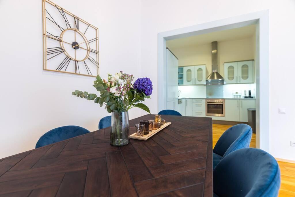 Charming 2Bedroom Old Town Apartment Praga Esterno foto